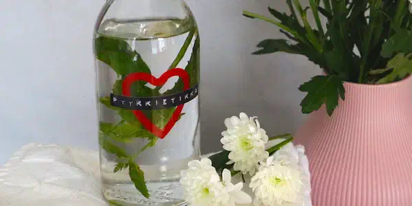 Pyykkietikka raikastaa pyykin – kokeile tee se itse pyykkietikkaa